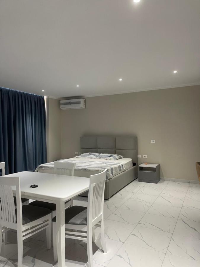 Modern Beachfront Apartments Saranda Zewnętrze zdjęcie